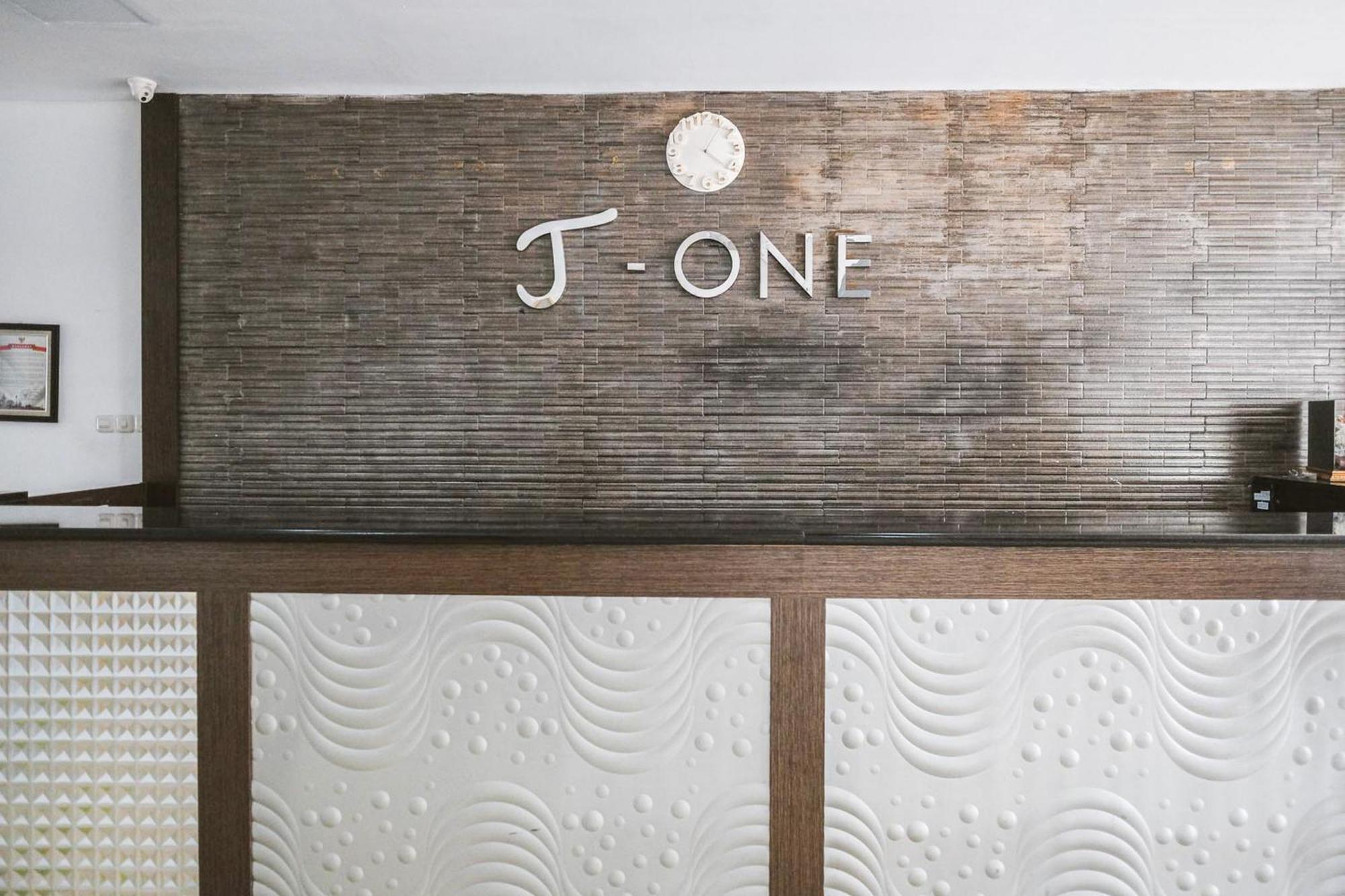 Reddoorz Premium At Hotel T-One Jambi Tanjungjohor Zewnętrze zdjęcie